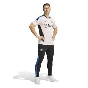 product/a/d/adidas_ht4296_6_apparel_on_model_standard_outfit_view_white_xo.jpg