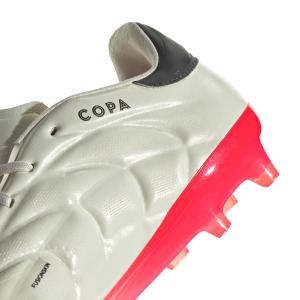 product/a/d/adidas_if5447_8_footwear_photography_detail_view_2_white-new0201.jpg