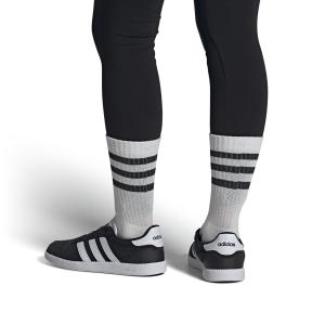 product/a/d/adidas_ih5466_10_footwear_on_model_front_view_whiterep2.jpg