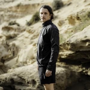 product/a/d/adidas_in6726_13_apparel_photography_heromrktng_view_3.jpg