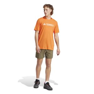 product/a/d/adidas_ip6865_7_apparel_on_model_standard_outfit_view_white.jpg