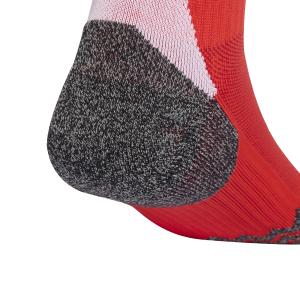 product/a/d/adidas_is6921_red_3.jpg