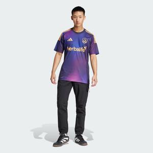 product/a/d/adidas_iv9853_nobink_8.jpg
