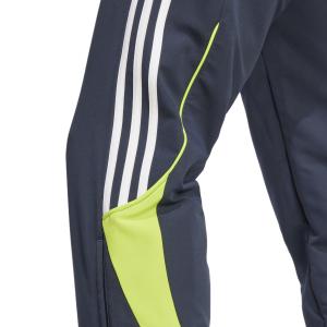 product/a/d/adidas_jf2592_5_apparel_on_model_detail_view_2_white.jpg