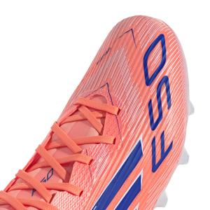 product/a/d/adidas_jh7738_8_footwear_photography_detail_view_2_white.jpg