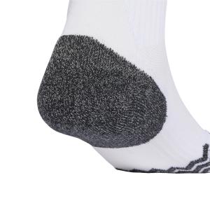 product/a/d/adidas_jn8763_3_hardware_photography_detail_view_2_white.jpg