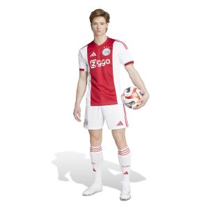 product/a/d/adidas_jp1448_6_apparel_on_model_standard_outfit_view_white.jpg