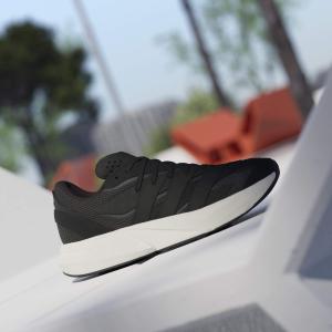 product/a/d/adidas_jq4407_16_footwear_photography_heromrktng_view_3-nw091625.jpg