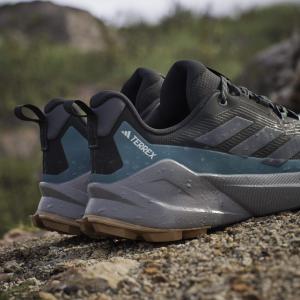 product/a/d/adidas_jq9944_23_footwear_photography_heromrktng_view_10-nw091625.jpg