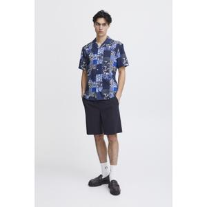 product/c/a/casual-friday_20505119-194013_3.jpg