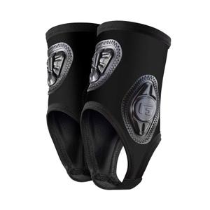 ag990201-protege-chevilles-g-form-pro-x-black