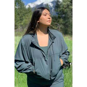 6006-gg-veste-impermeable-1-2-zip-femme-girlfriend-collective-hummingbird-moss