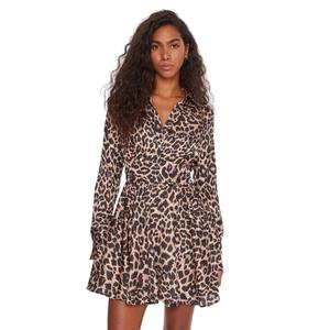 w5yk00-wf1t2-p1mo-robe-evasee-manches-longues-femme-guess-concetta-flare-feline-print
