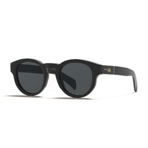 hk-014-01-un-lunettes-de-soleil-hanukeii-mauricio-black-black-tu