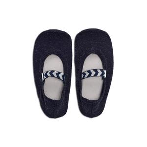 204865-1009-chaussures-de-gymnastique-bebe-hummel-black-iris