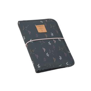 1106008578-pochette-de-change-bebe-lassig-blobs-foret-tu