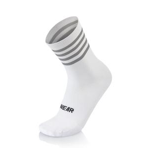 product/m/b/mb-wear_727901_blanc_1.jpg