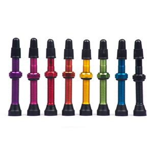 mom012-1-set-de-2-valves-de-jantes-momum-tav-round-base-44-mm-purple-44-mm
