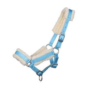 1122-bb-licol-pour-poulain-avec-fourrure-q-essentials-bebe-bleu